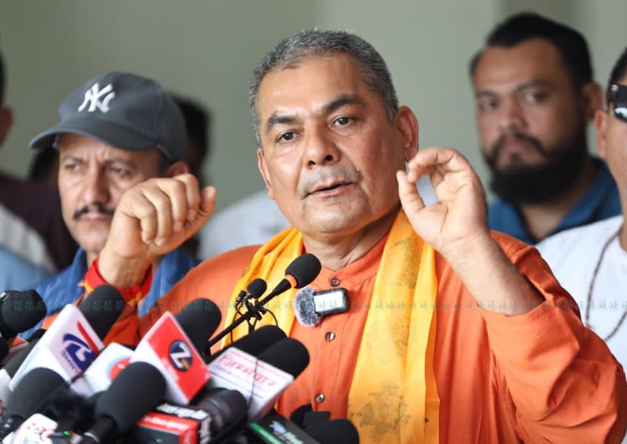 दुर्गा प्रसाईले गरे पार्टी खोल्ने घोषणा